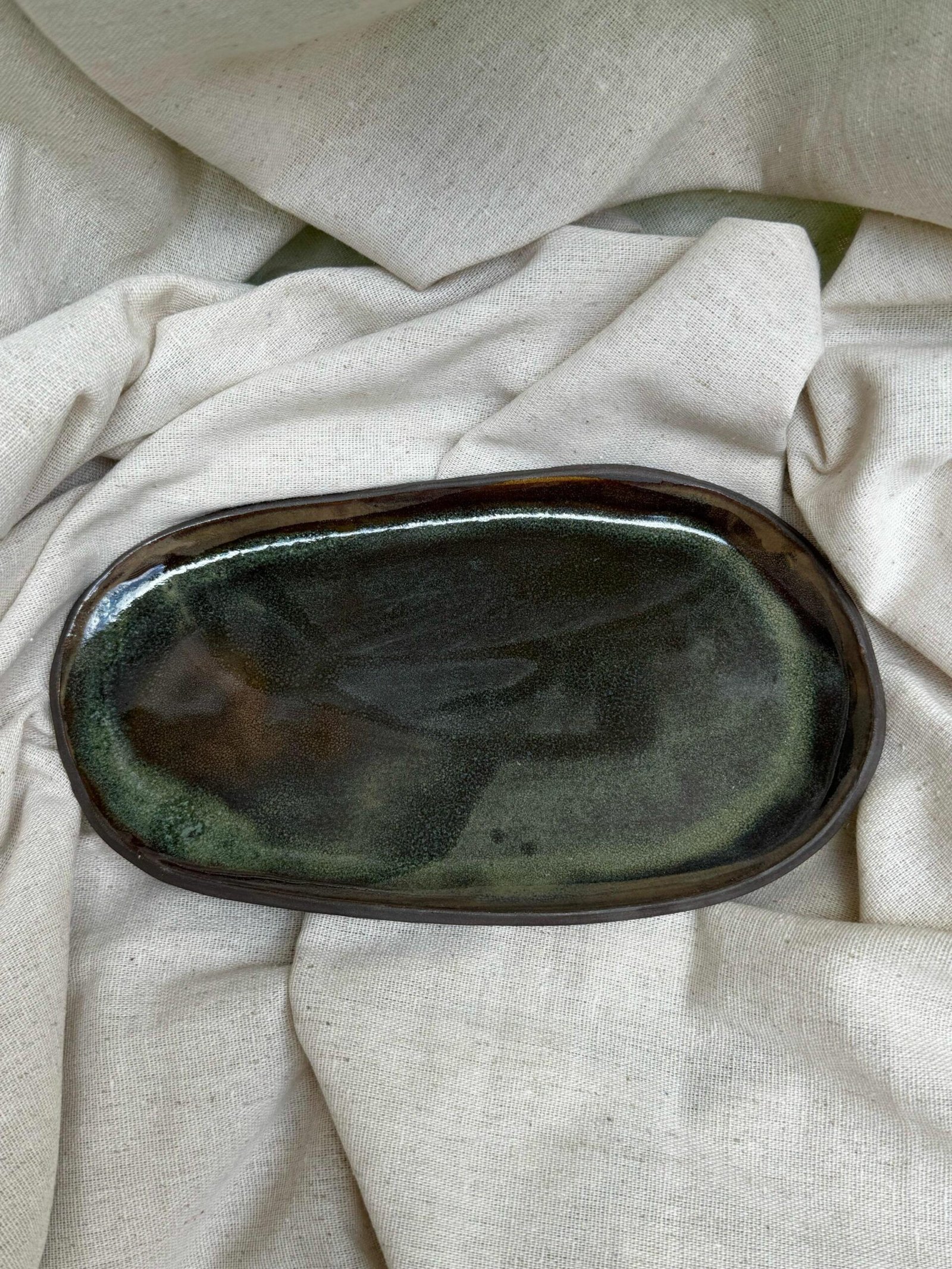 Prato de cerâmica oval - Esverdeado - Imagem 3