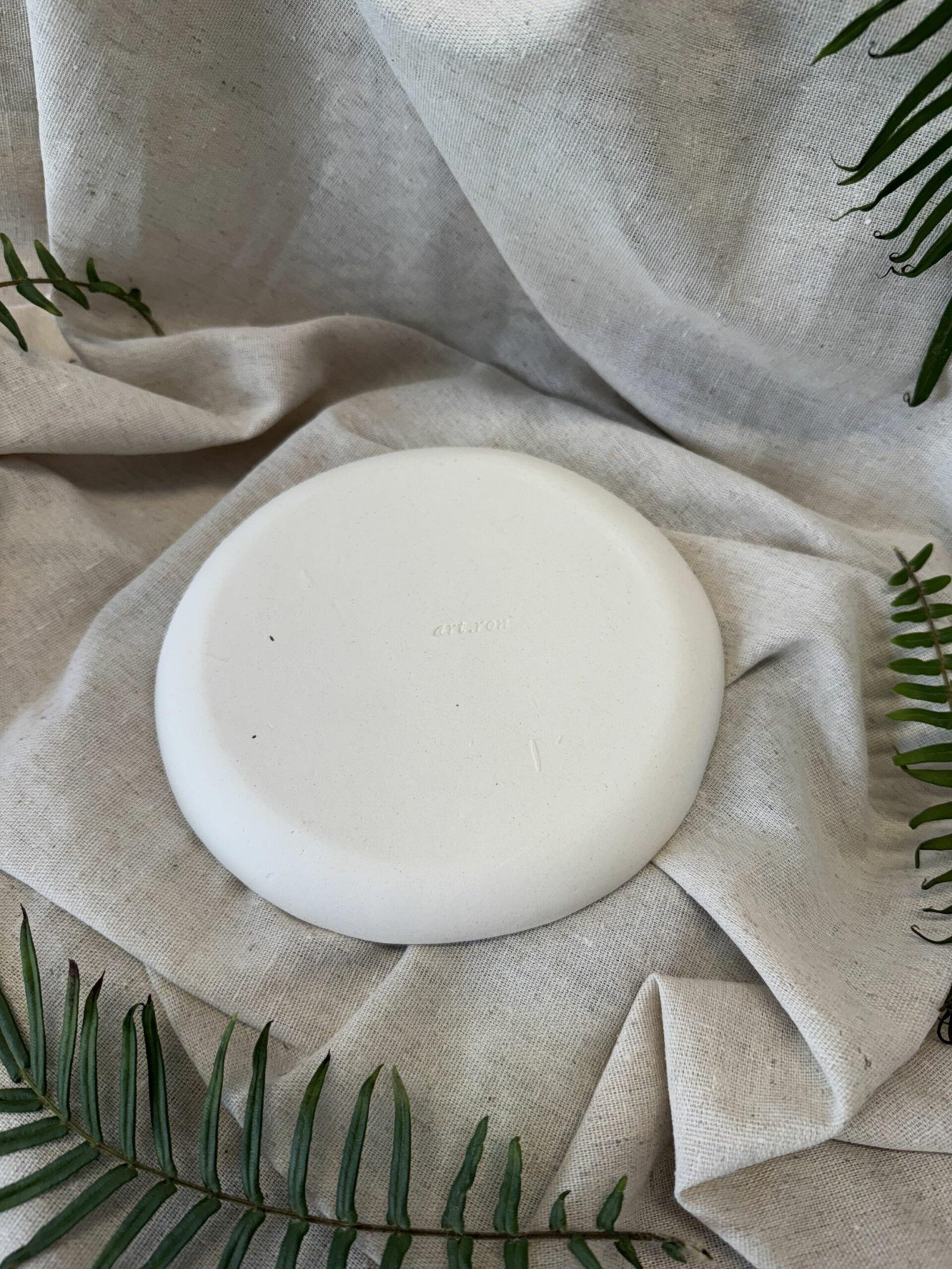 Prato de cerâmica - Porcelana redondo - Imagem 2