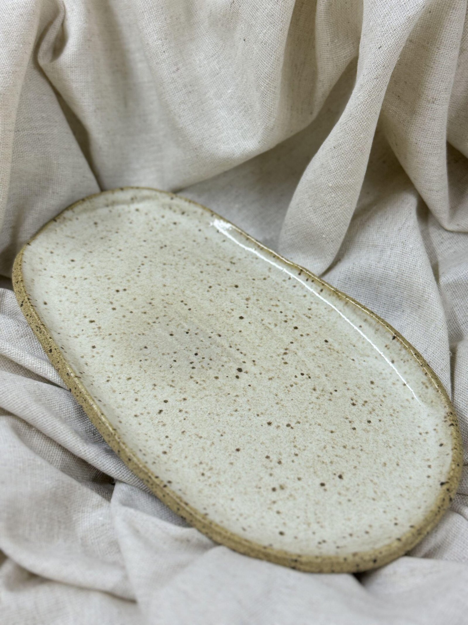 Prato de cerâmica oval - Off-white - Imagem 2