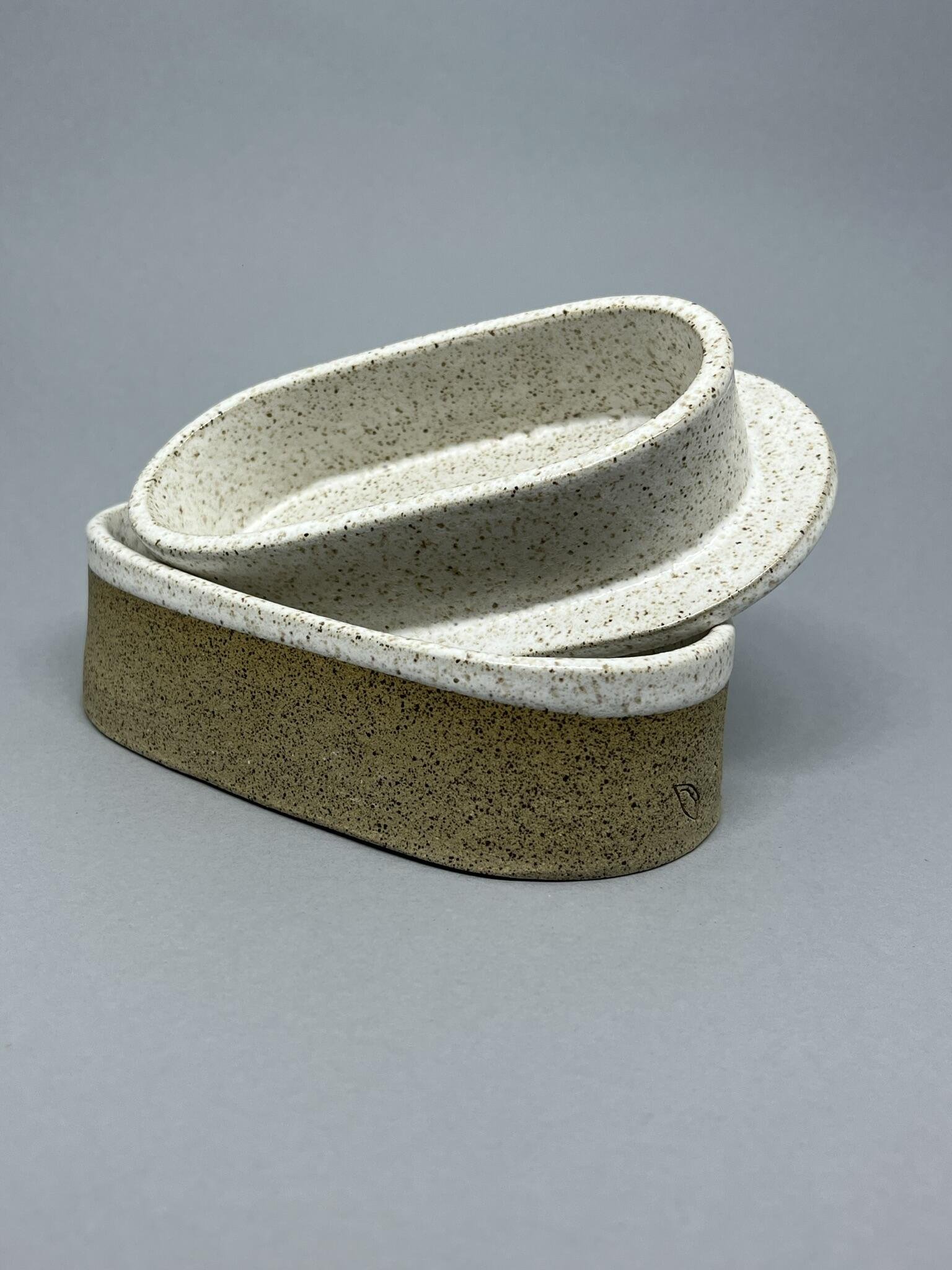 Manteigueira francesa oval - Branca