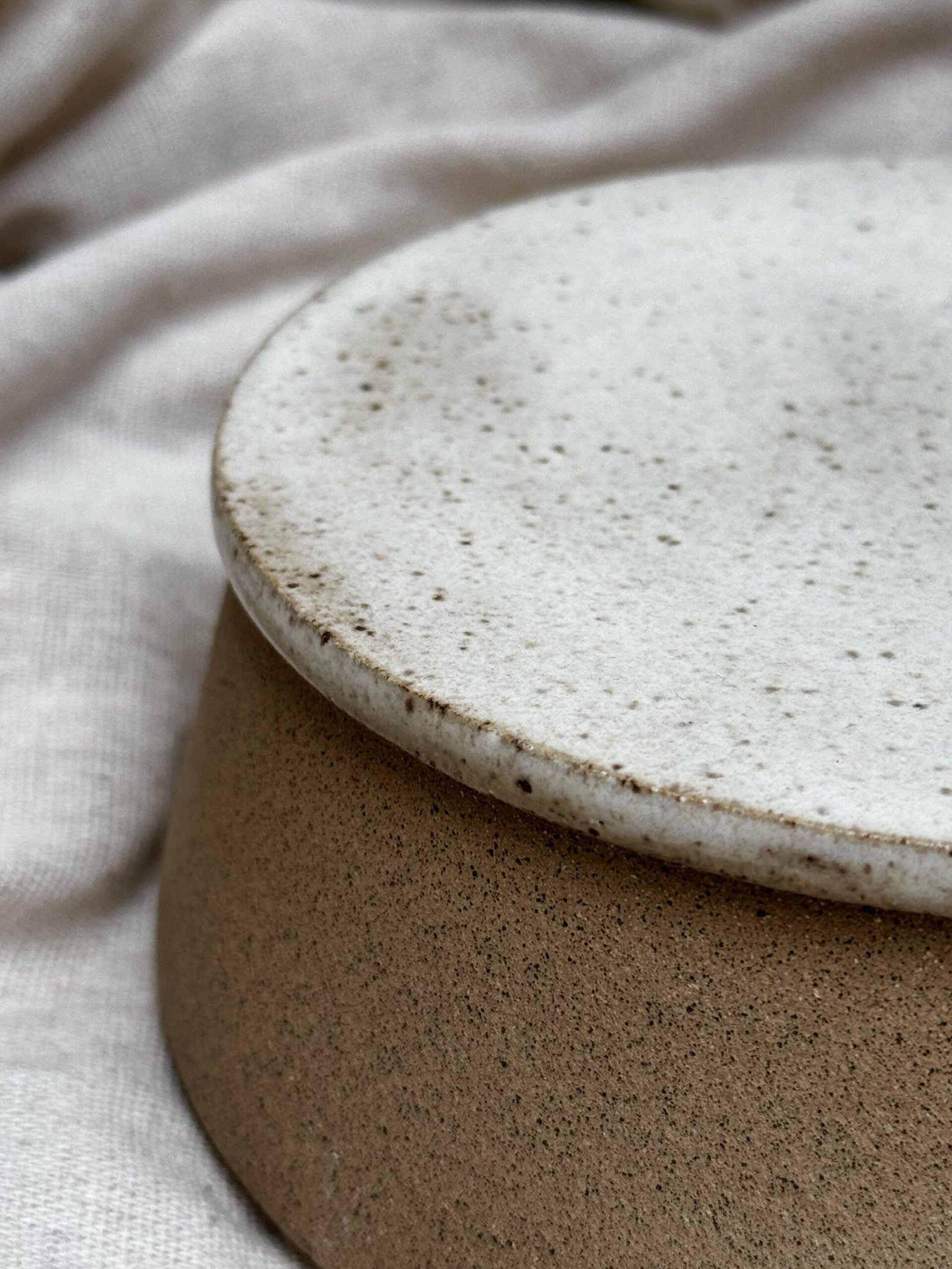 Manteigueira francesa redonda - Off-white - Imagem 4