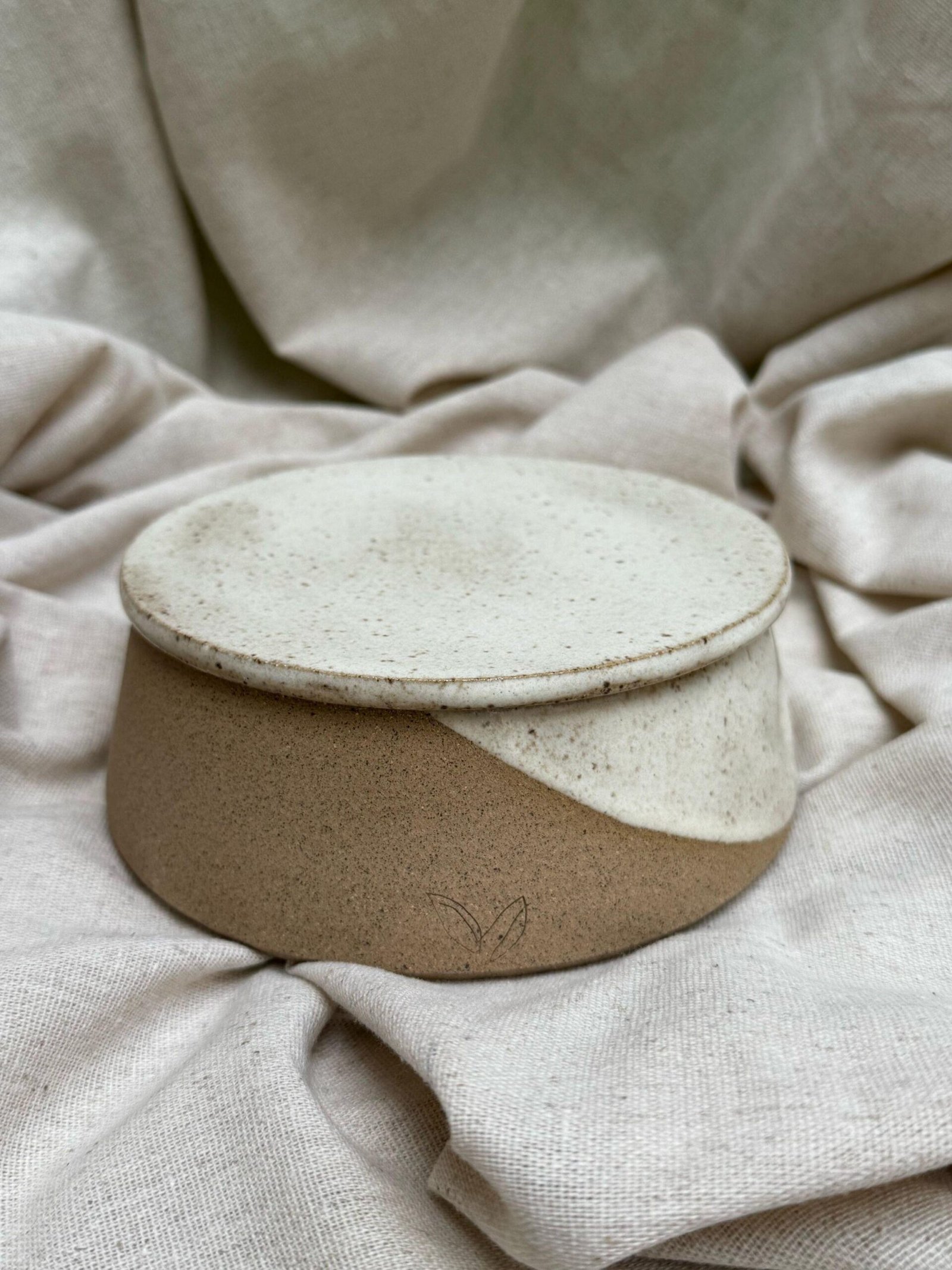 Manteigueira francesa redonda - Off-white - Imagem 5